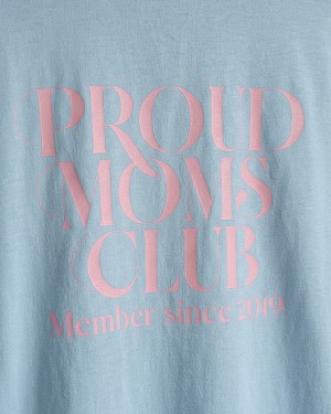 Proud mom club T-shirt (oversized model) – alternatieve weergave